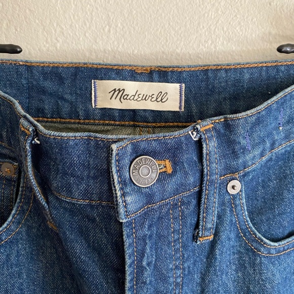 Madewell The Perfect Vintage Jean in Haight Wash - Picture 2 of 7